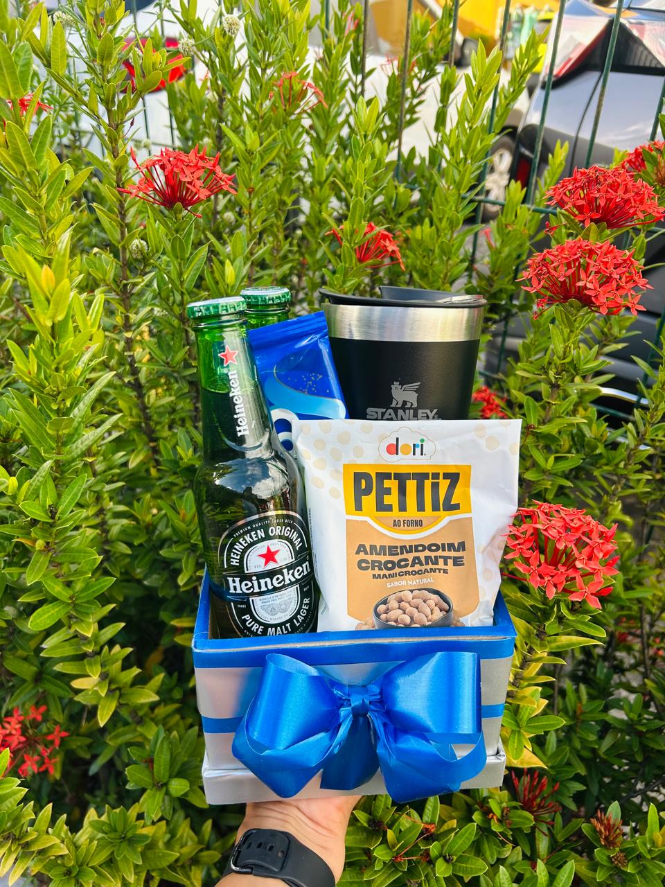 Box Happy Hour Premium